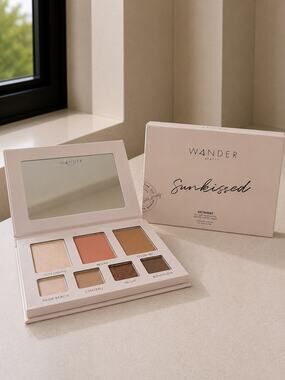 $42 Wander Beauty Sunkissed Getaway Eye & Face Palette NIB